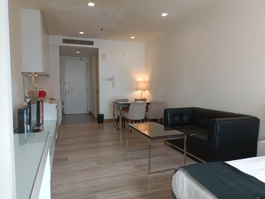 Rm218 Bukit Bintang Balcony Studio Infinity Pool Kuala Lumpur Luaran gambar